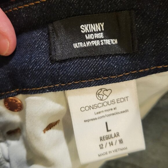 Express Skinny Jeans Leggings Dark Wash Size Large - Picture 8 of 16